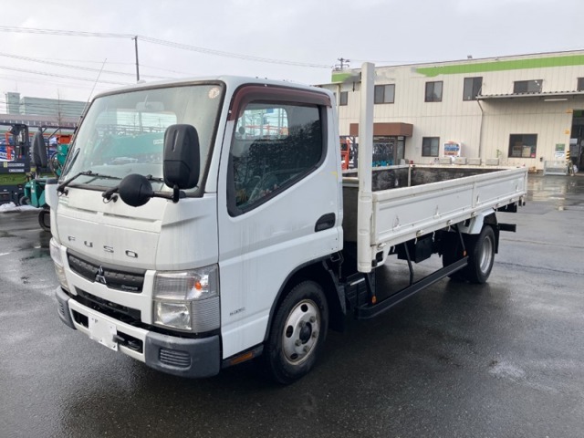 Mitsubishi Fuso Canter 1