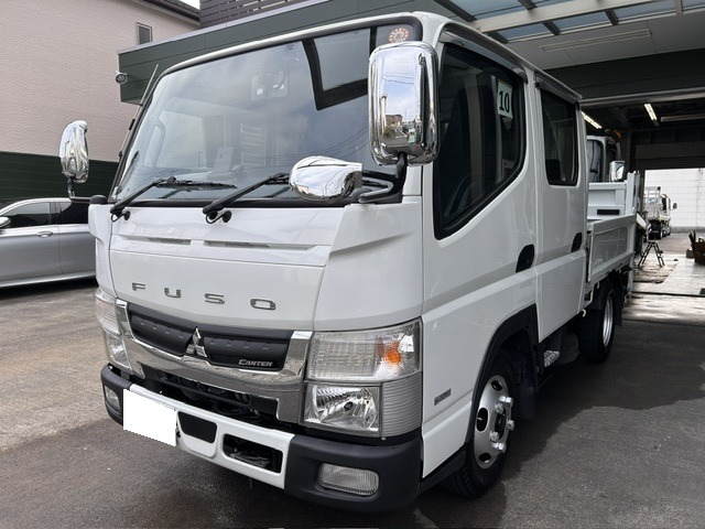 Mitsubishi Fuso Canter 1