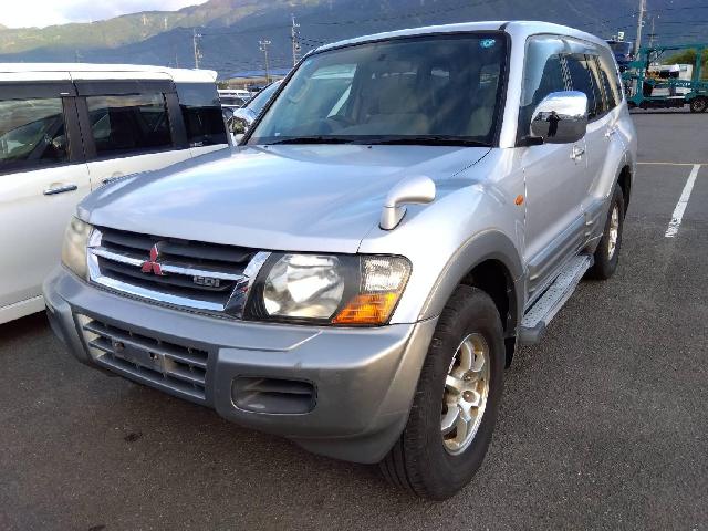 Mitsubishi Pajero 1