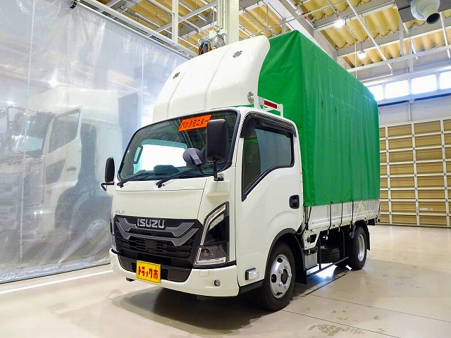 2023 Isuzu Elf