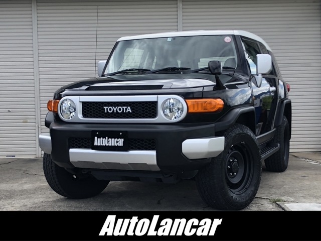Toyota FJ Cruiser 2