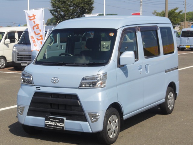 Toyota Pixis Van 1