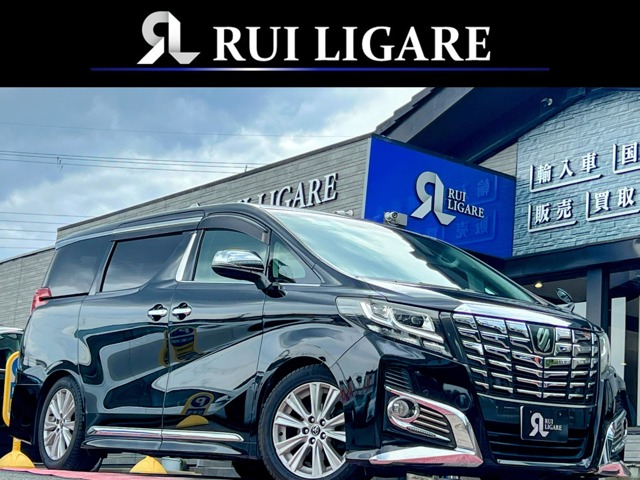Toyota Alphard 1