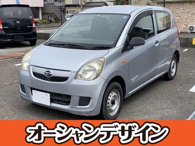 Daihatsu Mira 1