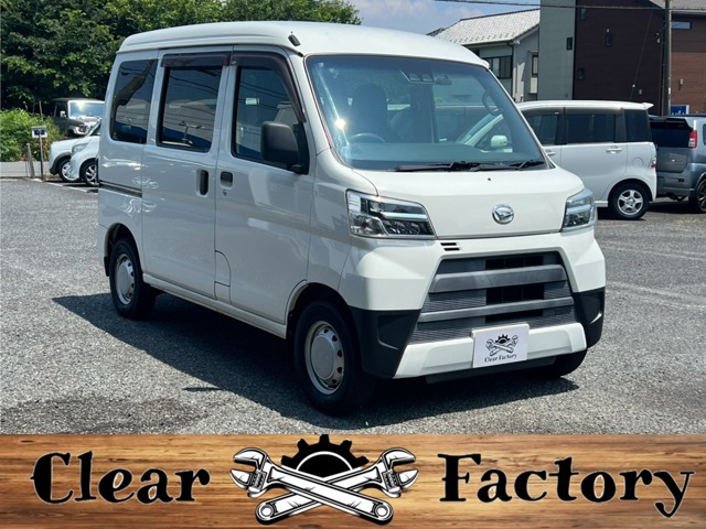 Daihatsu Hijet Cargo 1