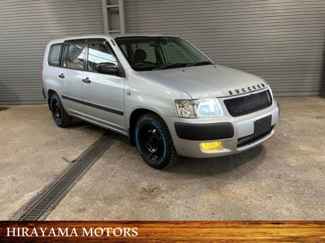 Toyota Succeed Van 1
