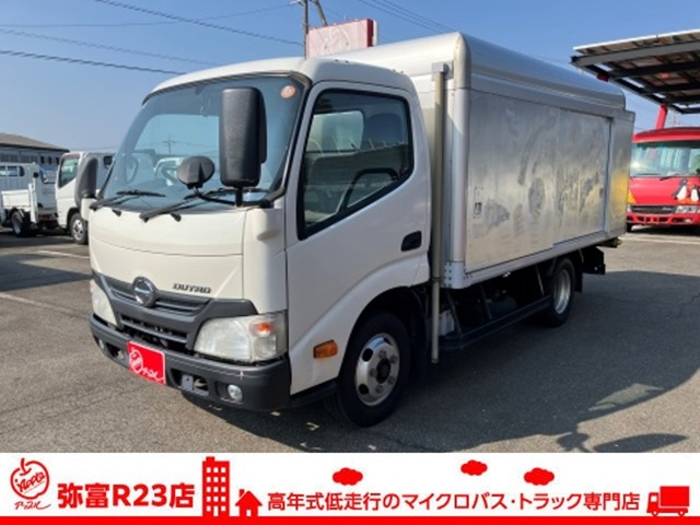 2013 Hino Dutro