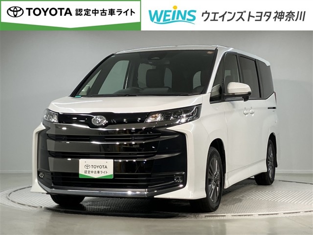 Toyota Noah 1