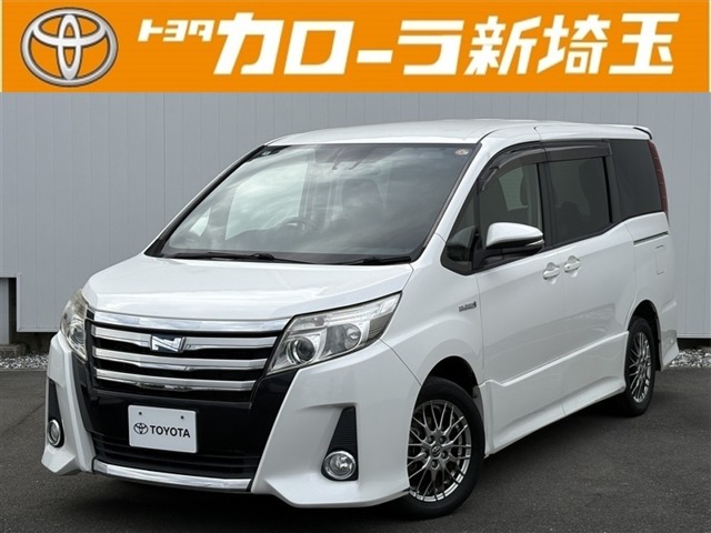 Toyota Noah 1