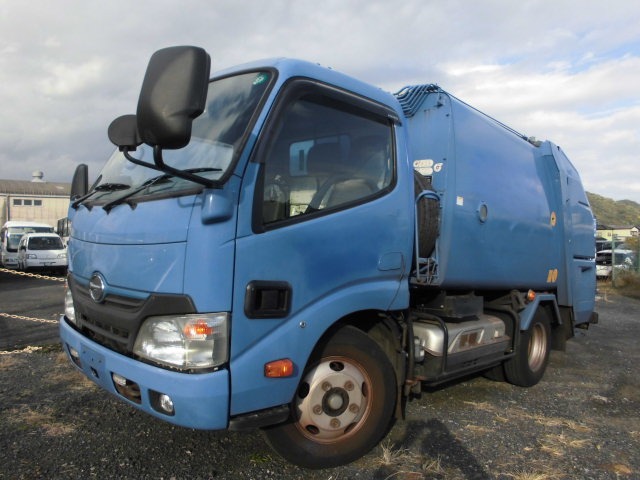 2016 Hino Dutro Hybrid