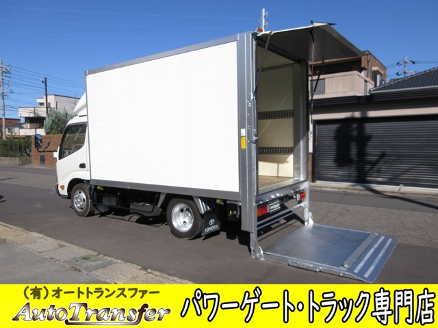 Toyota Toyoace 1