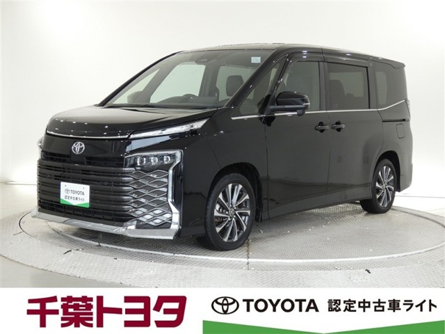 2023 Toyota Voxy