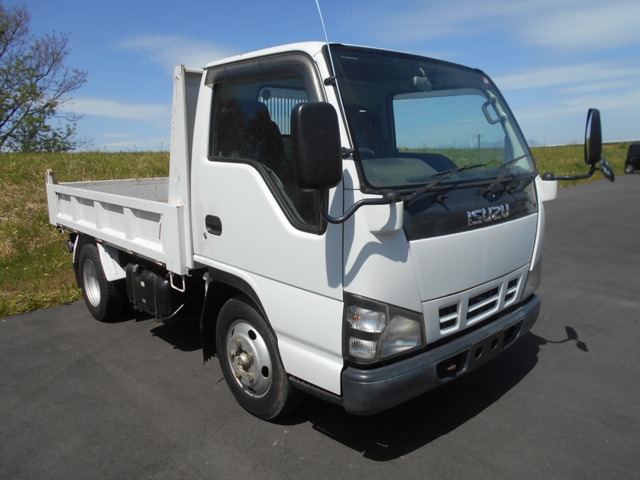 2005 Isuzu Elf
