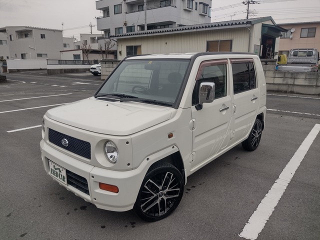 Daihatsu ネイキッド 1