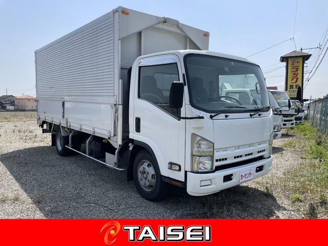 Isuzu Elf 1
