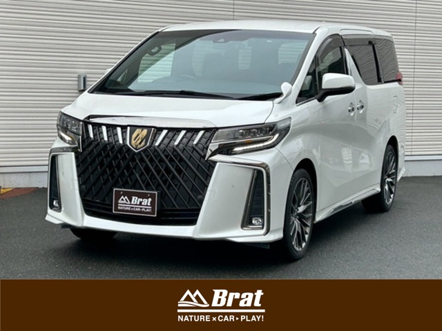 Toyota Alphard 1