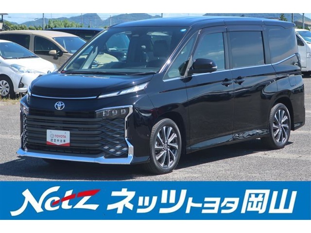 Toyota Voxy 1