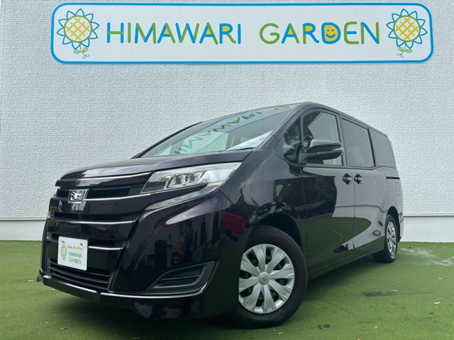 Toyota Noah 1