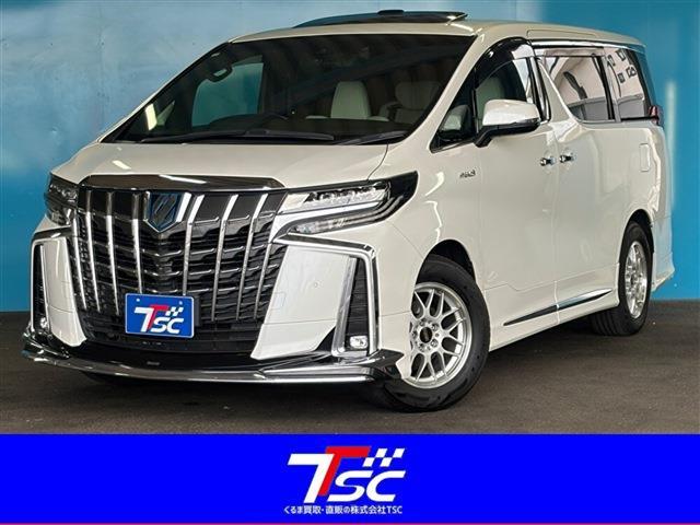 Toyota Alphard 1
