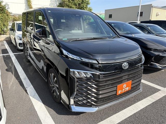 2025 Toyota Voxy