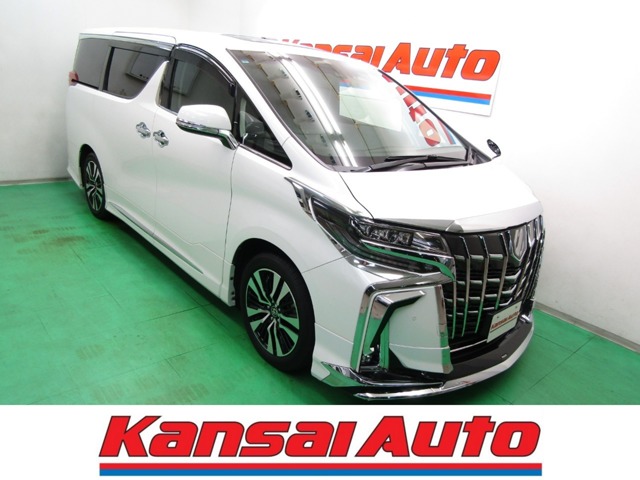 Toyota Alphard 1