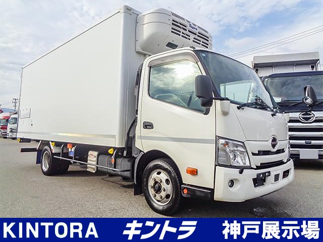 Hino Dutro 1