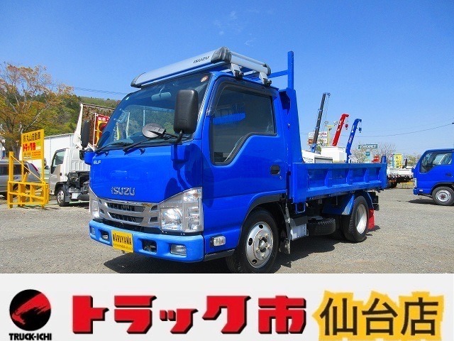 Isuzu Elf 1