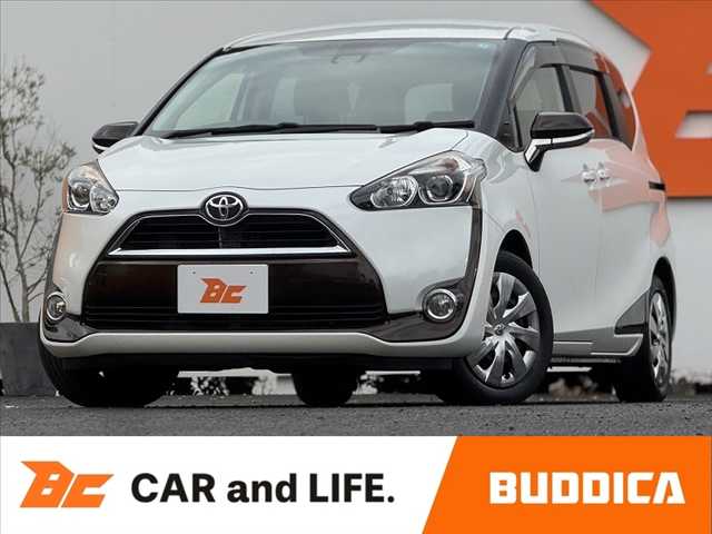 Toyota Sienta 1