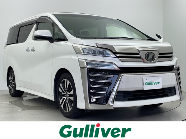 Toyota Vellfire 1