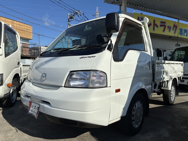 Mazda Bongo Truck 1