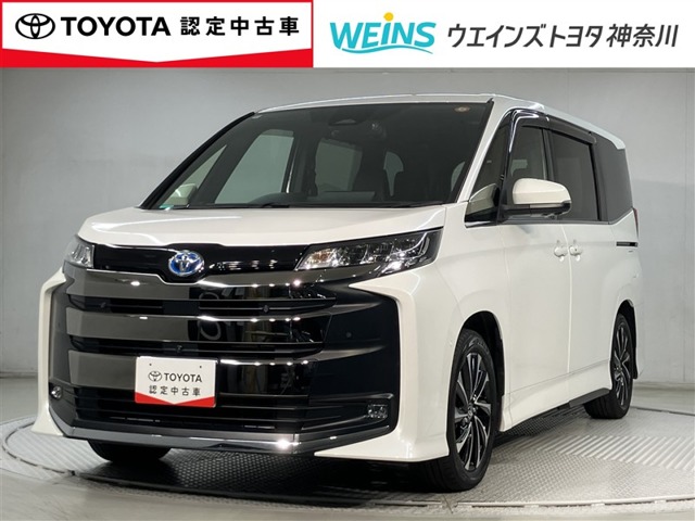 Toyota Noah 1
