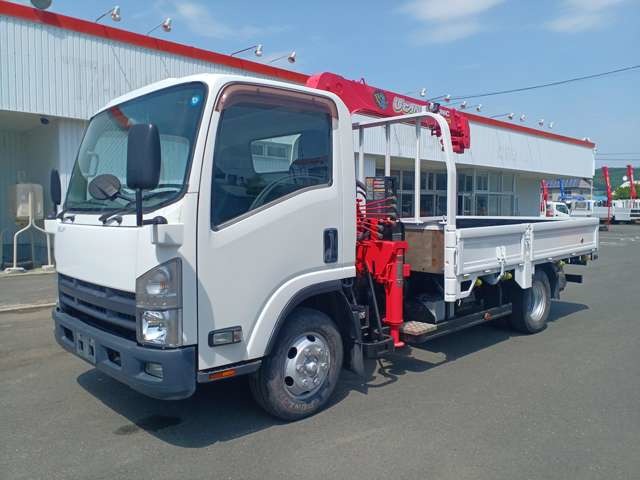 Isuzu Elf 1