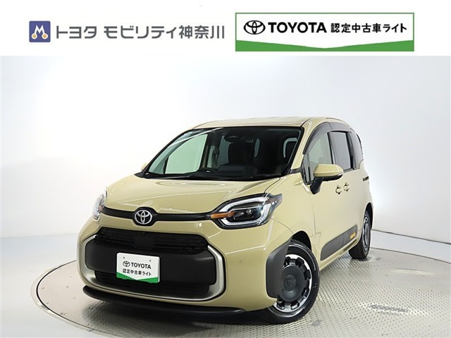 Toyota Sienta 1