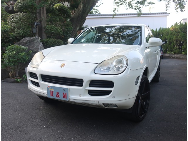 Porsche Cayenne 2