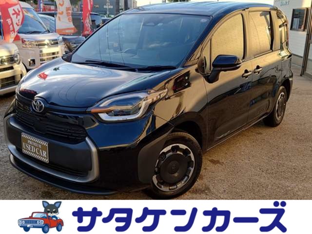 Toyota Sienta 1