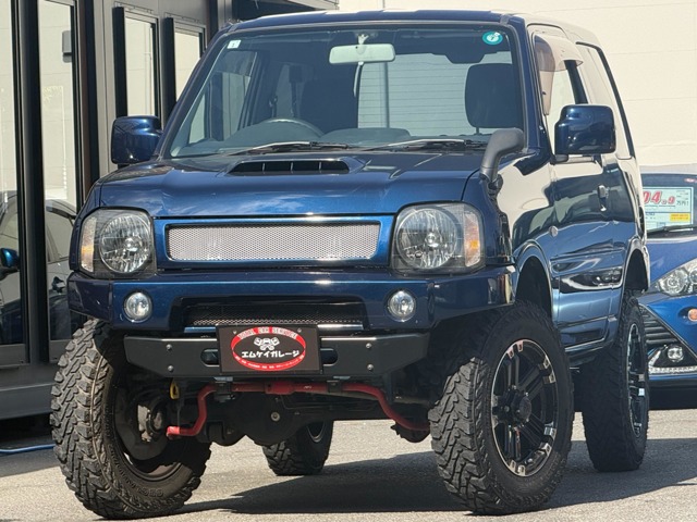 Suzuki Jimny 1