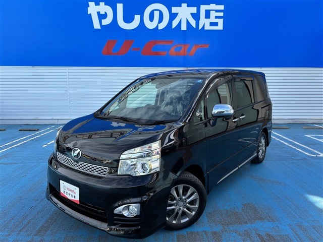 Toyota Voxy 1