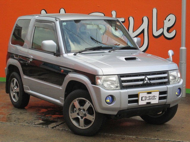 Mitsubishi Pajero Mini 1
