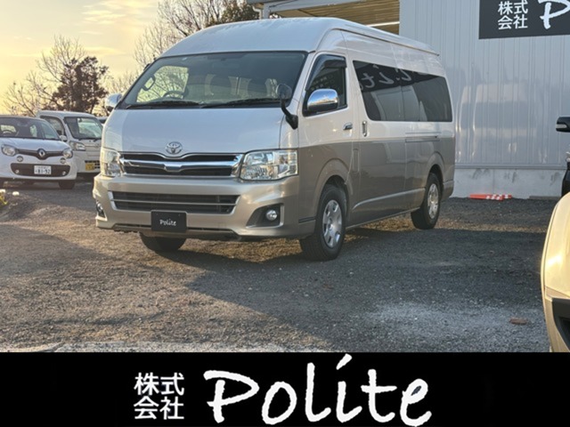 2010 Toyota Hiace