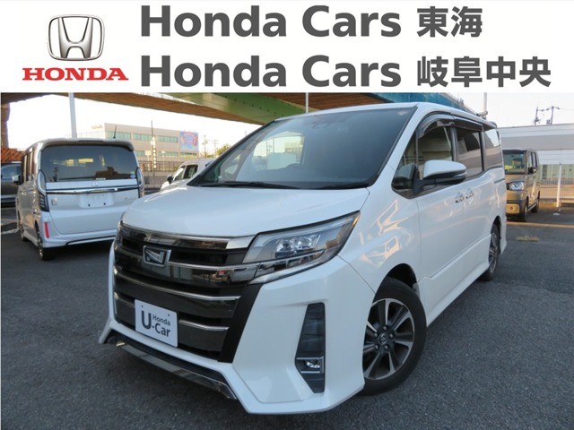 Toyota Noah 1
