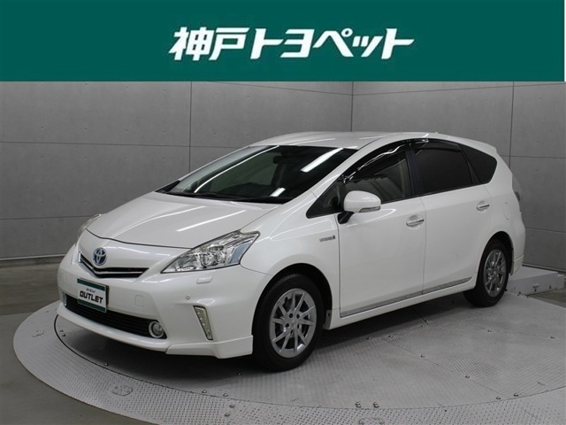2014 Toyota Prius α