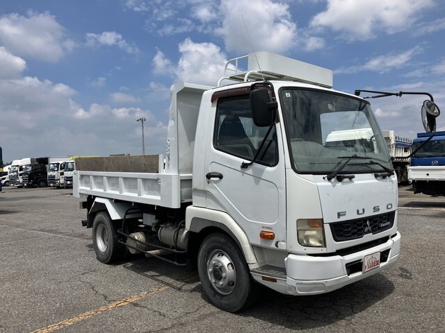 Mitsubishi Fuso Fighter 1