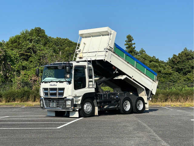 2014 Isuzu Giga