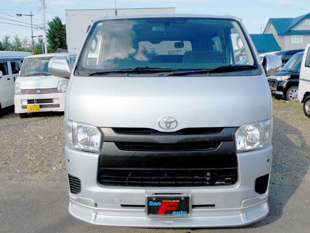 2006 Toyota Hiace Van