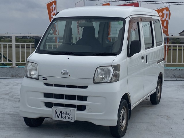 Daihatsu Hijet Cargo 1