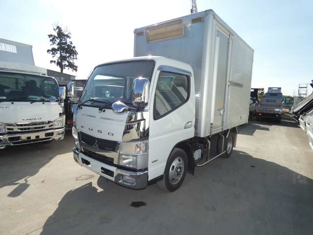 Mitsubishi Fuso Canter 2