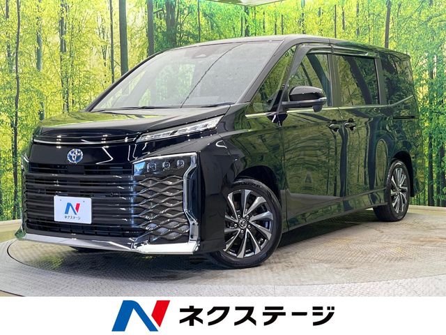 2025 Toyota Voxy