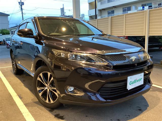 Toyota Harrier 1