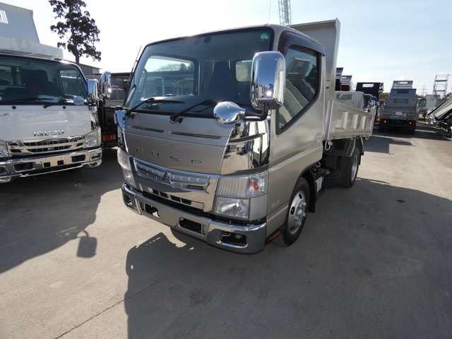 Mitsubishi Fuso Canter 2