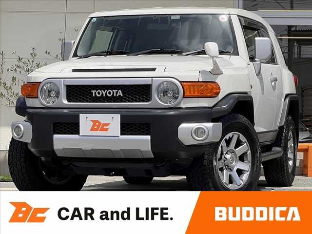 Toyota FJ Cruiser 2